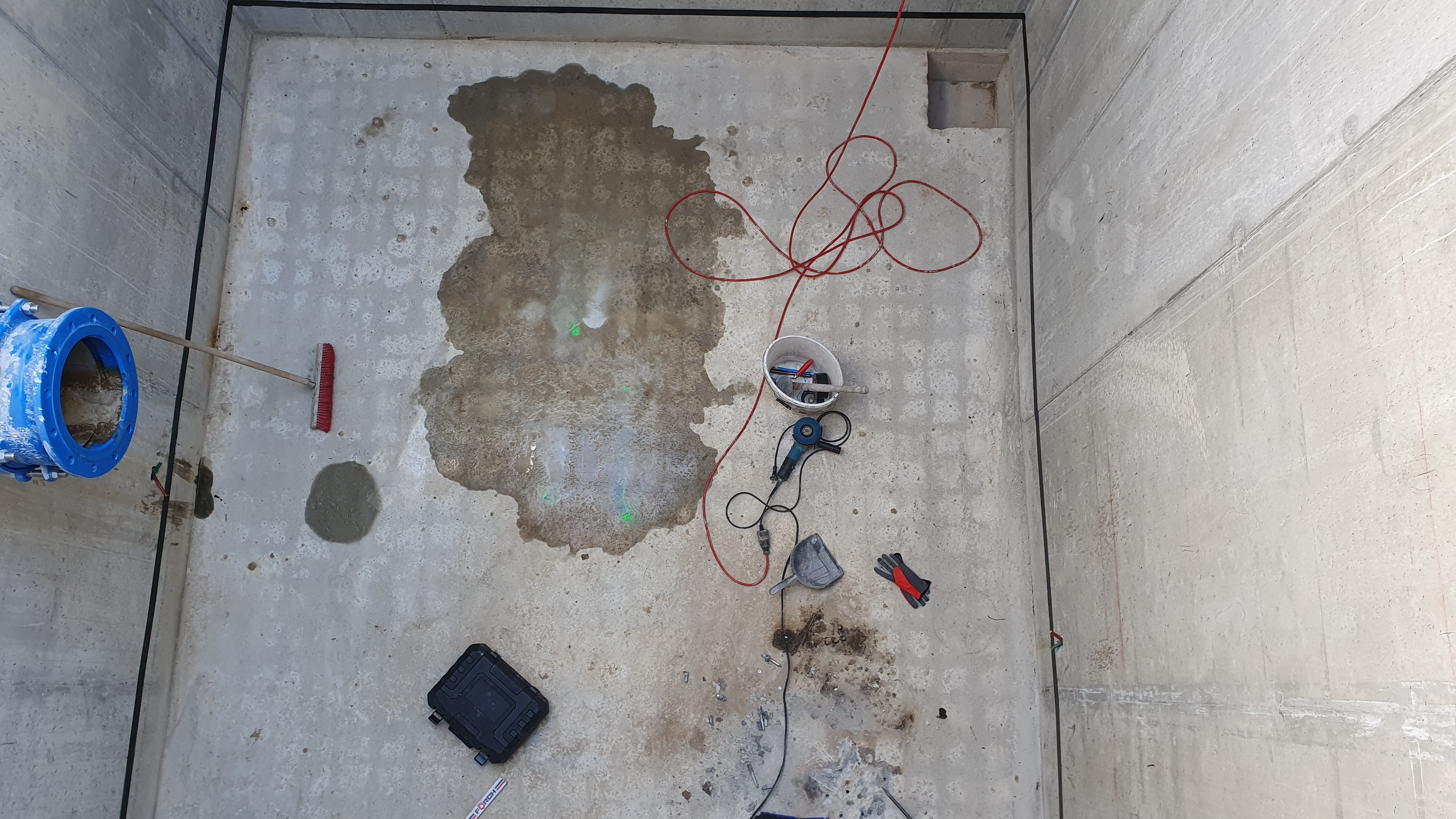 Nachträgliche Betonabdichtung eines Pumpenwerkes in Baabe
